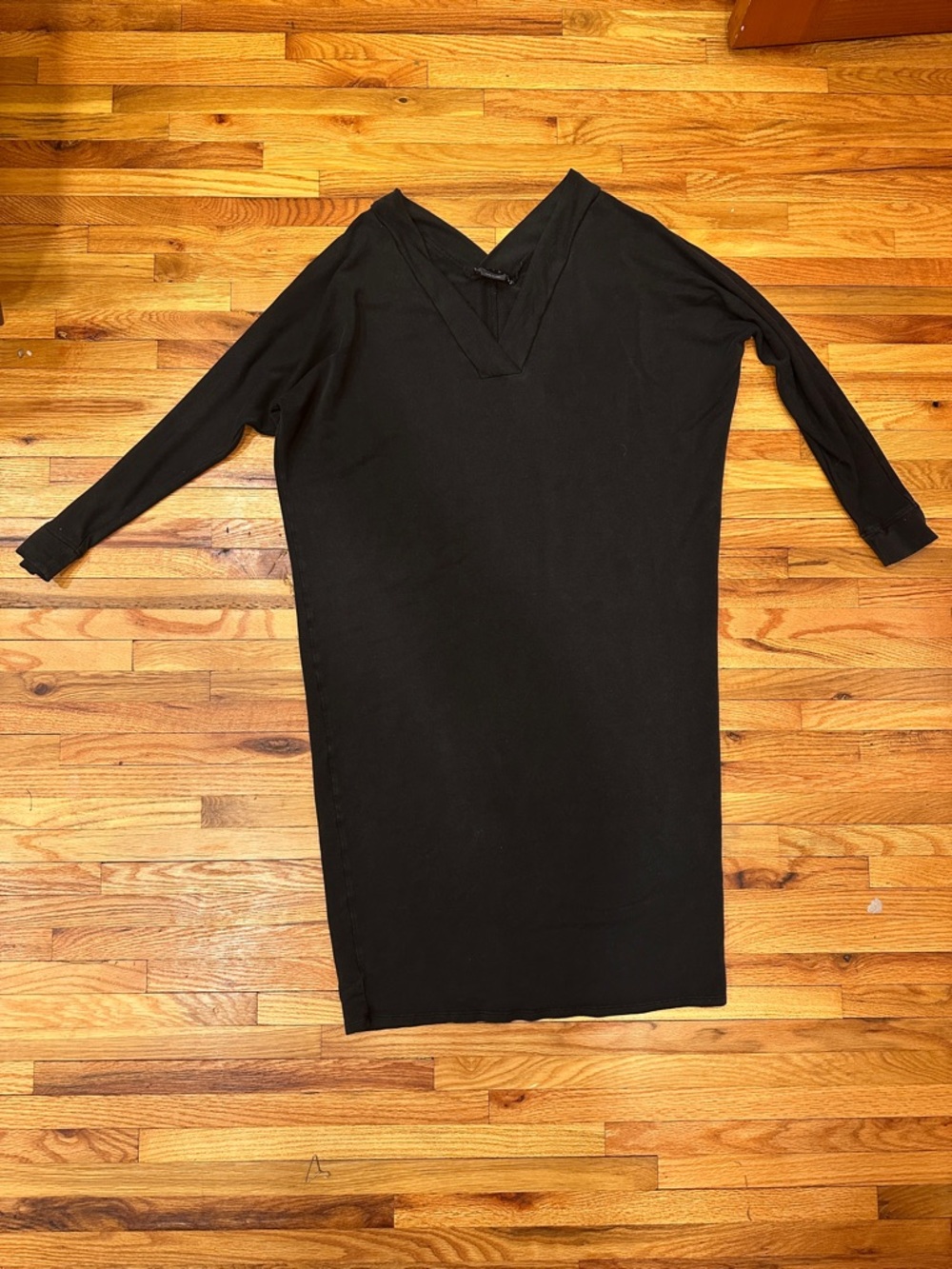 Hatch Visitor Dress V-Neck Midi Dress O/S